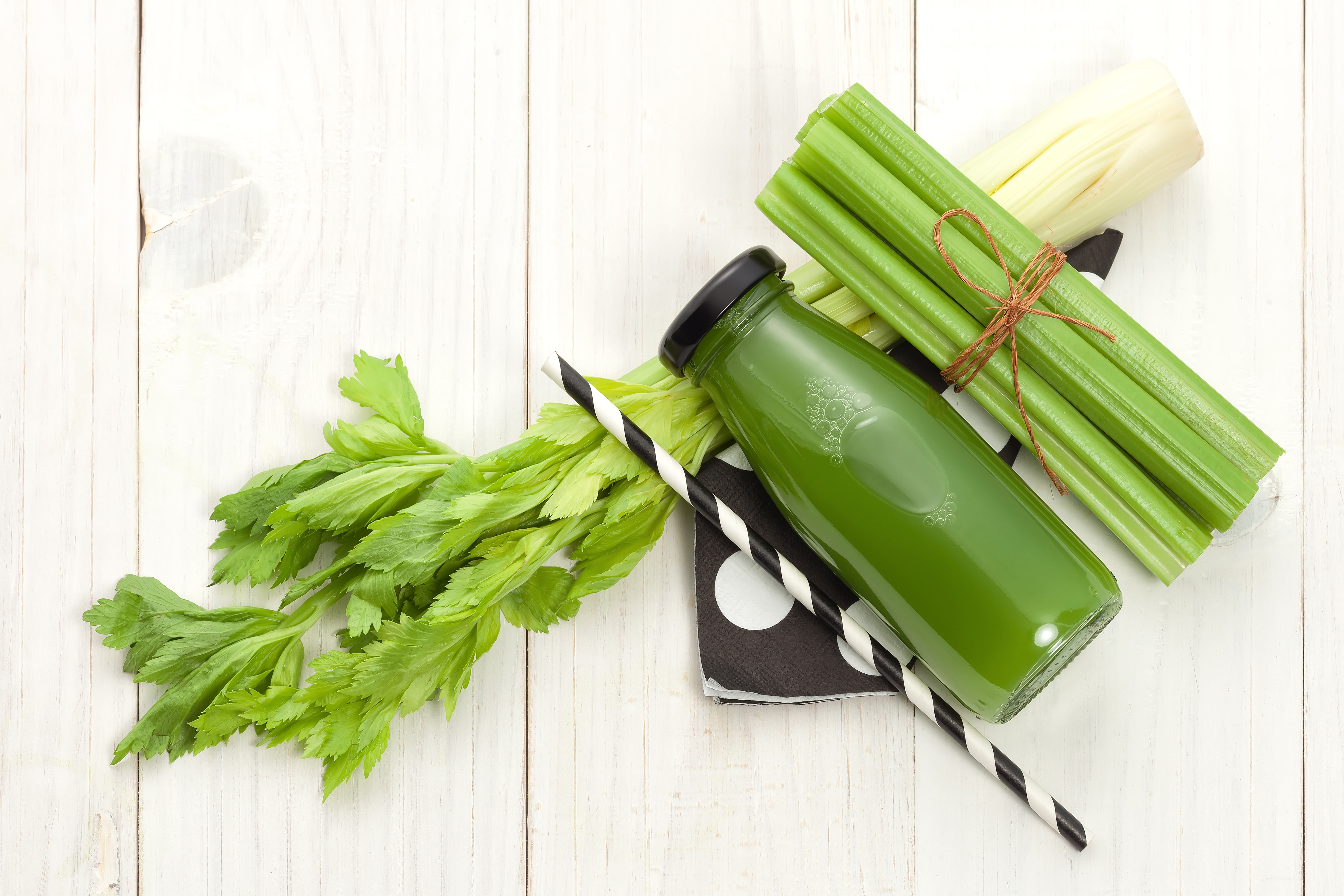 I tried drinking celery juice for 7 days and here's what happened.